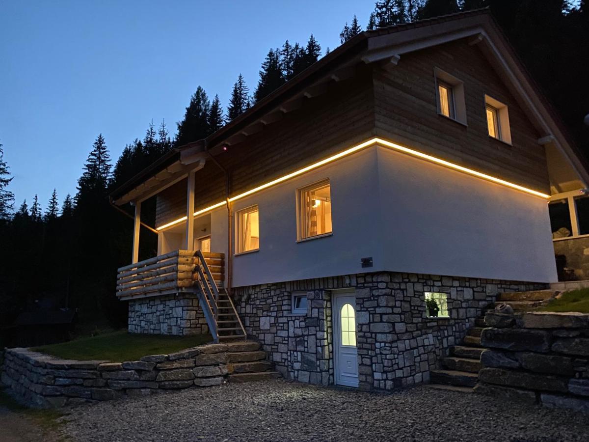 Traumhaus Flattnitz Apartment ภายนอก รูปภาพ